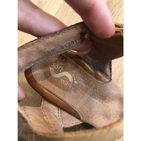 Soft Walk Tan and Leather Wedges, Women’s 6 - Picture 4 of 5